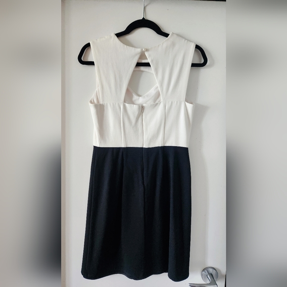 Betsey Johnson Black & White Cut Out Dress - Picture 5 of 11